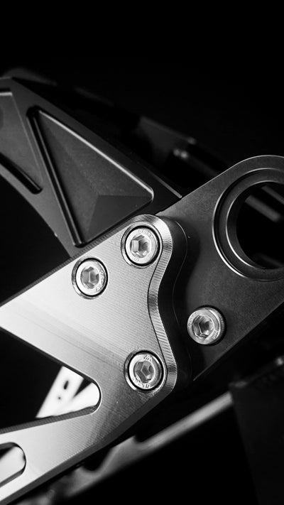 Swingarm V1 for Harley-Davidson Softail 2018+