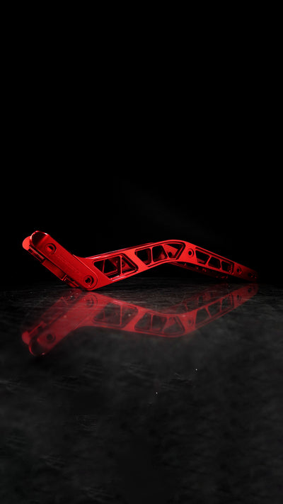 Fender Struts V1.2 with Tail Light Cutout Softail FXLRS/ST 2018+