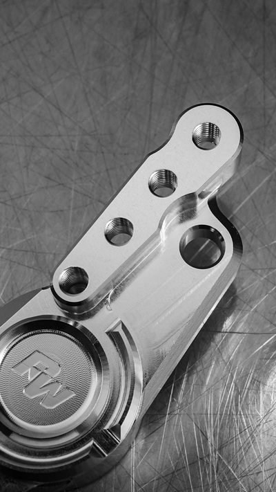 Touring M8 Rear Pivot Block Replacement 2014+