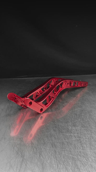 Fender Struts V1.2 with Tail Light Cutout Softail FXLRS/ST 2018+