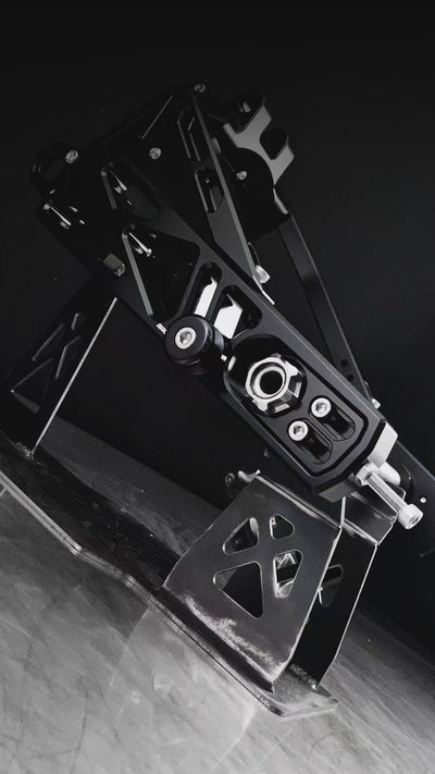 Swingarm V1 for Harley-Davidson Softail 2018+